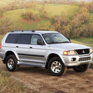 Mitsubishi Montero Sport 1